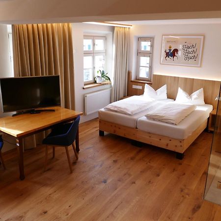 Hotel Zum Schwarzen Ross Und Gutmann Zur Post Hilpoltstein Zewnętrze zdjęcie